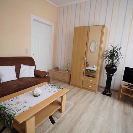 Ferienwohnung Thurk Сасниц Екстериор снимка